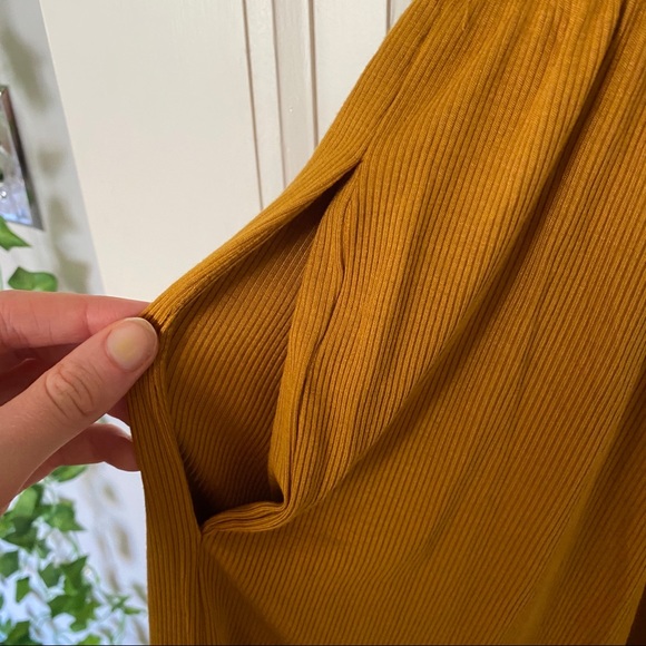 Mustard Yellow Ribbed Romper - Picture 4 of 5